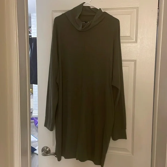 loose sweater dress - Picture 1 of 5